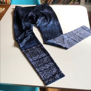 Calia Carrie Underwood workout 7/8 tights